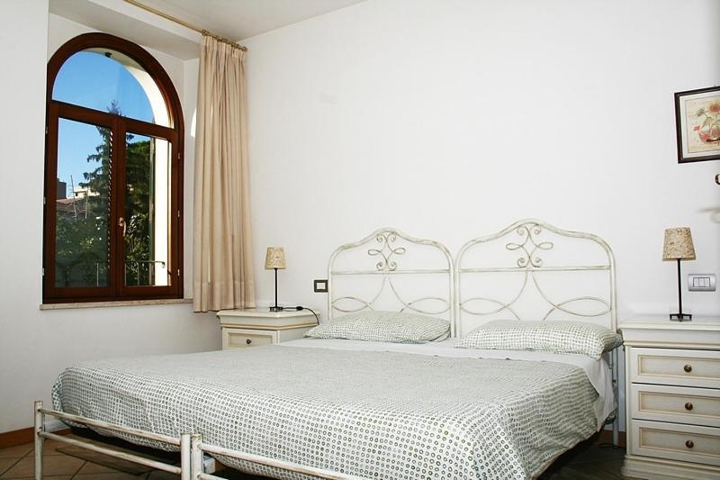 Residence Bizzoni Терни Экстерьер фото